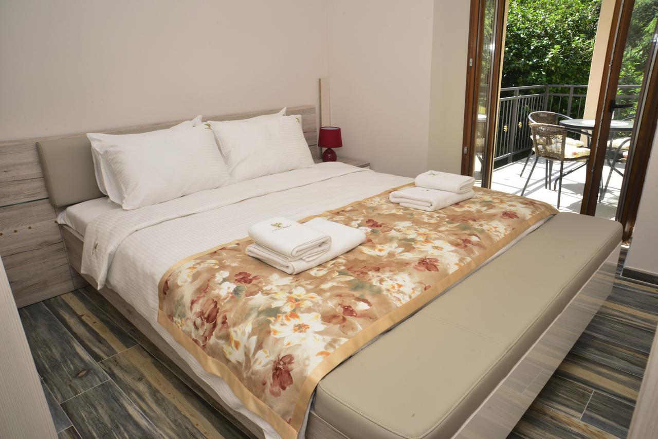 A Hundred Olive Trees Apartments Κότορ Εξωτερικό φωτογραφία